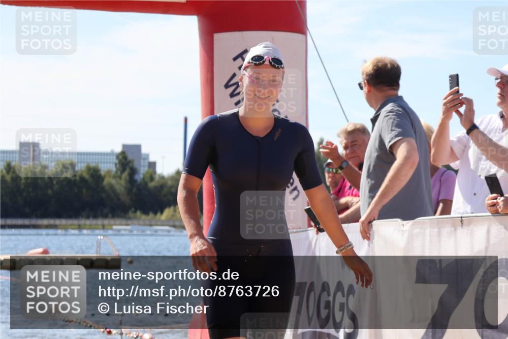 07.09.2025 - 19. Norderstedt Triathlon Luisa Fischer http://msf.ph/oto/8763726 07.09.2025 12:17:32 Schwimmen 1292 meine-sportfotos.de