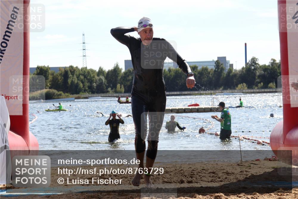 07.09.2025 - 19. Norderstedt Triathlon Luisa Fischer http://msf.ph/oto/8763729 07.09.2025 15:00:26 Schwimmen 362 meine-sportfotos.de