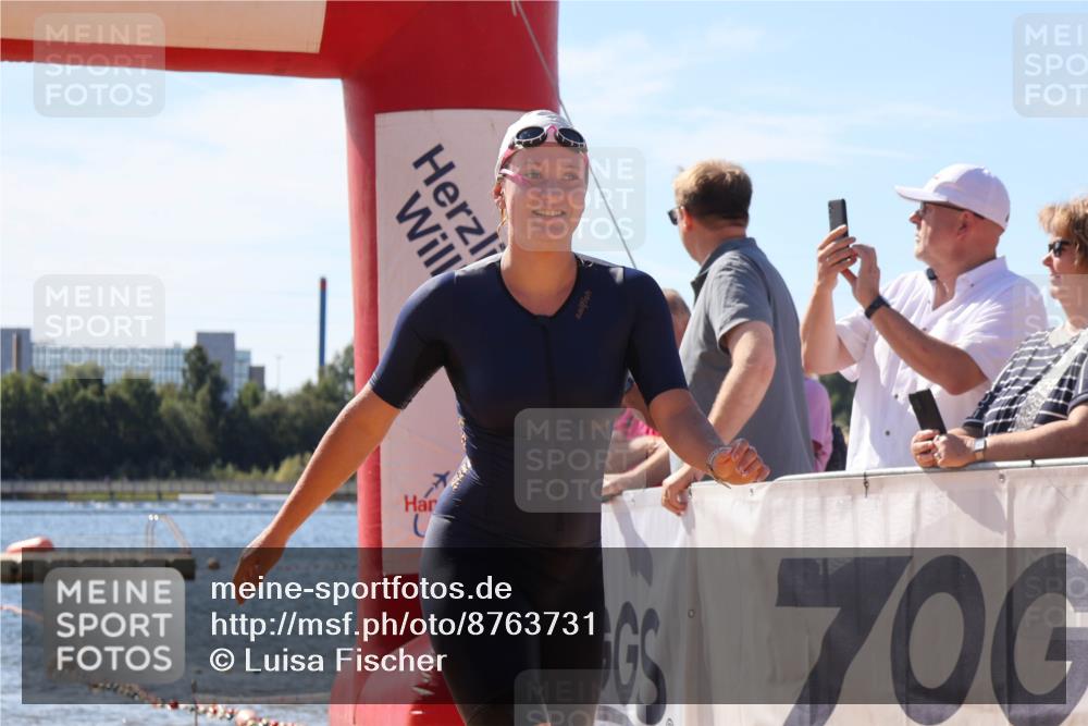 07.09.2025 - 19. Norderstedt Triathlon Luisa Fischer http://msf.ph/oto/8763731 07.09.2025 12:17:32 Schwimmen 1292 meine-sportfotos.de