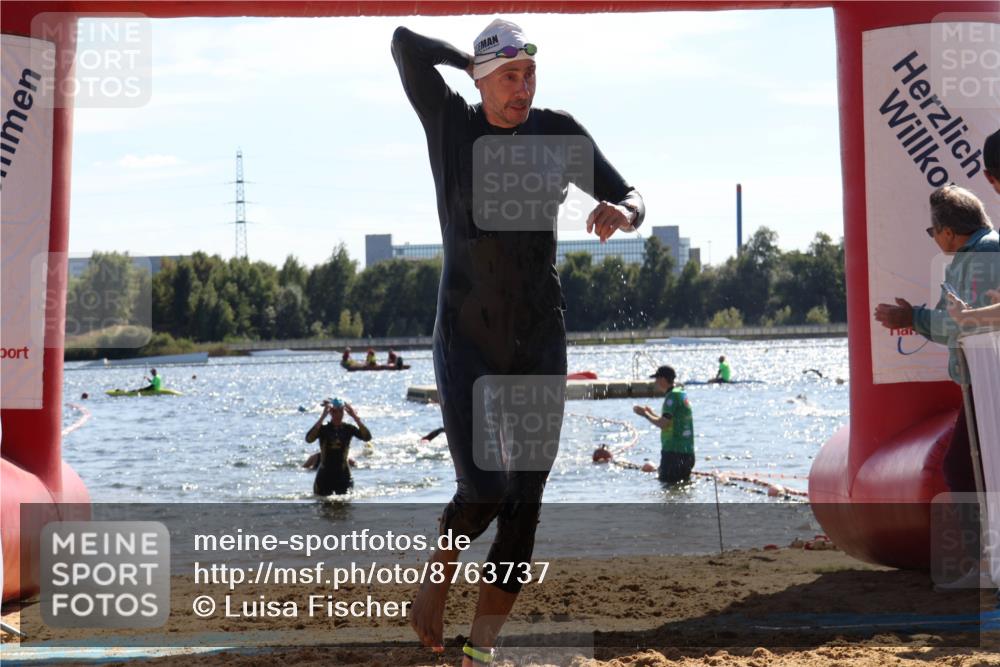 07.09.2025 - 19. Norderstedt Triathlon Luisa Fischer http://msf.ph/oto/8763737 07.09.2025 15:00:27 Schwimmen 362 meine-sportfotos.de