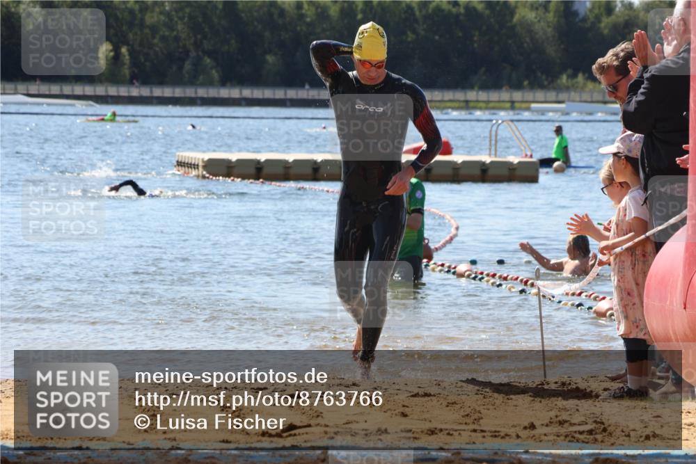 07.09.2025 - 19. Norderstedt Triathlon Luisa Fischer http://msf.ph/oto/8763766 07.09.2025 12:28:30 Schwimmen 1366 meine-sportfotos.de