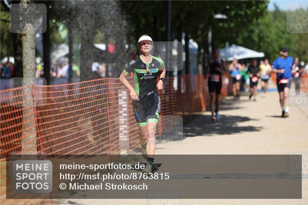 07.09.2025 - 19. Norderstedt Triathlon Michael Strokosch http://msf.ph/oto/8763815 07.09.2025 13:19:40 Laufen 197, 1221, 1262 meine-sportfotos.de