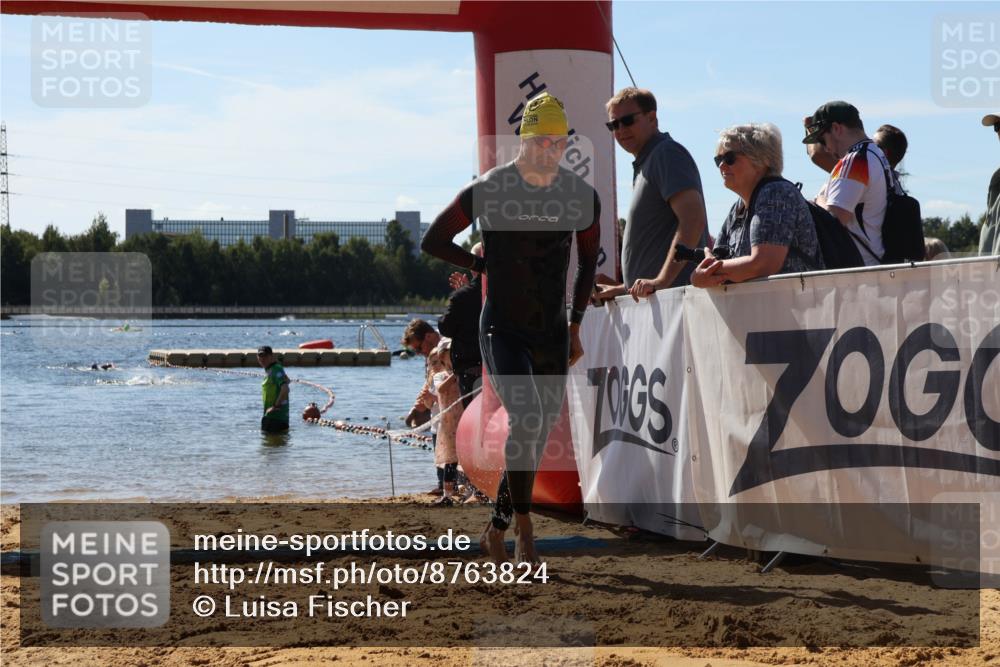 07.09.2025 - 19. Norderstedt Triathlon Luisa Fischer http://msf.ph/oto/8763824 07.09.2025 12:28:33 Schwimmen 1366 meine-sportfotos.de