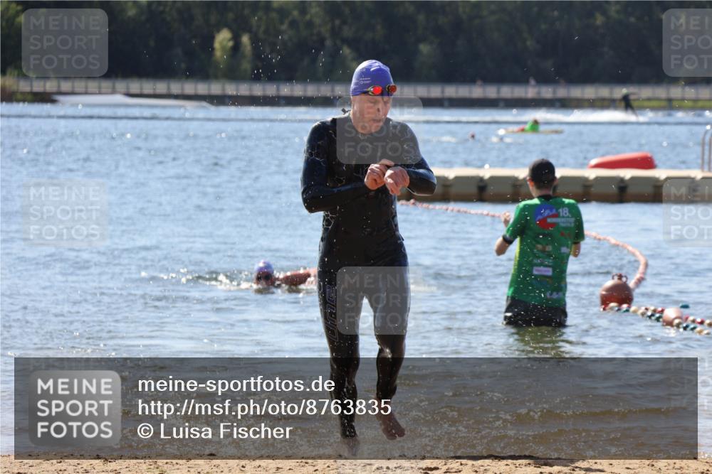 07.09.2025 - 19. Norderstedt Triathlon Luisa Fischer http://msf.ph/oto/8763835 07.09.2025 12:28:59 Schwimmen 698 meine-sportfotos.de