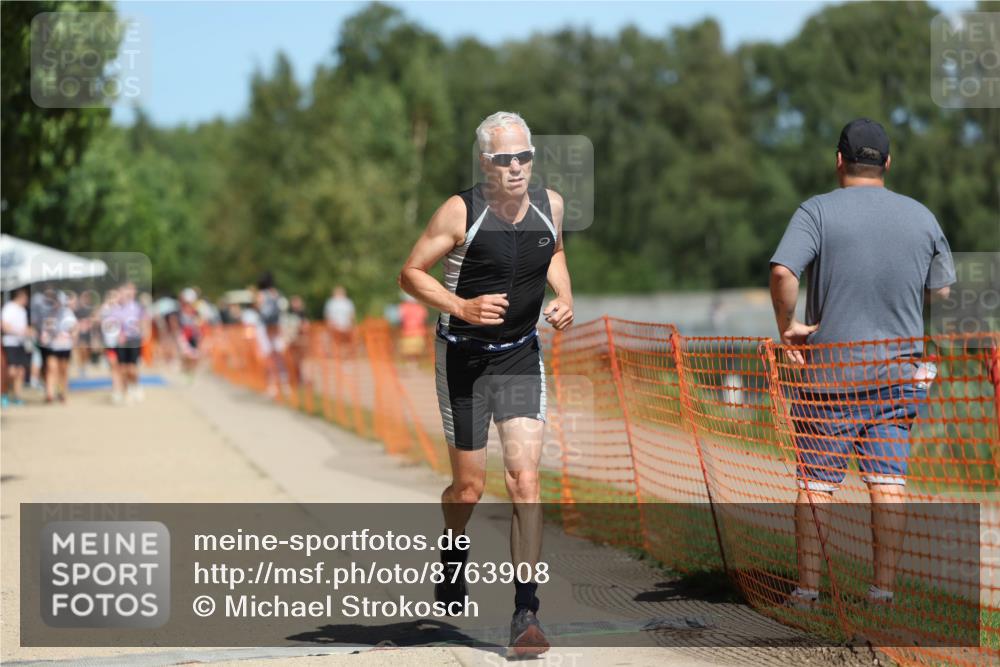 07.09.2025 - 19. Norderstedt Triathlon Michael Strokosch http://msf.ph/oto/8763908 07.09.2025 12:57:46 Laufen 139, 813 meine-sportfotos.de