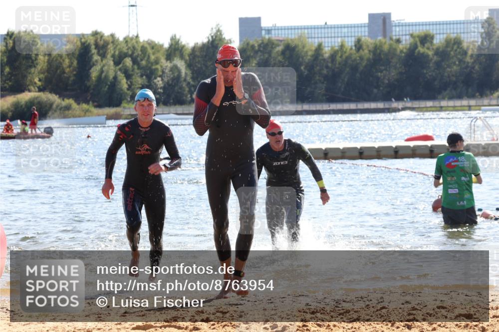 07.09.2025 - 19. Norderstedt Triathlon Luisa Fischer http://msf.ph/oto/8763954 07.09.2025 15:01:06 Schwimmen 871, 909, 1529, 1539 meine-sportfotos.de