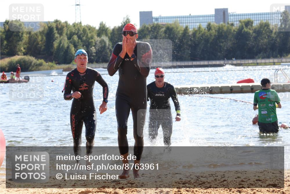 07.09.2025 - 19. Norderstedt Triathlon Luisa Fischer http://msf.ph/oto/8763961 07.09.2025 15:01:07 Schwimmen 871, 909, 1529, 1539 meine-sportfotos.de