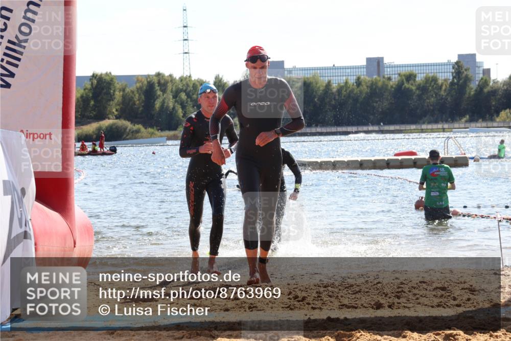 07.09.2025 - 19. Norderstedt Triathlon Luisa Fischer http://msf.ph/oto/8763969 07.09.2025 15:01:07 Schwimmen 871, 909, 1529, 1539 meine-sportfotos.de