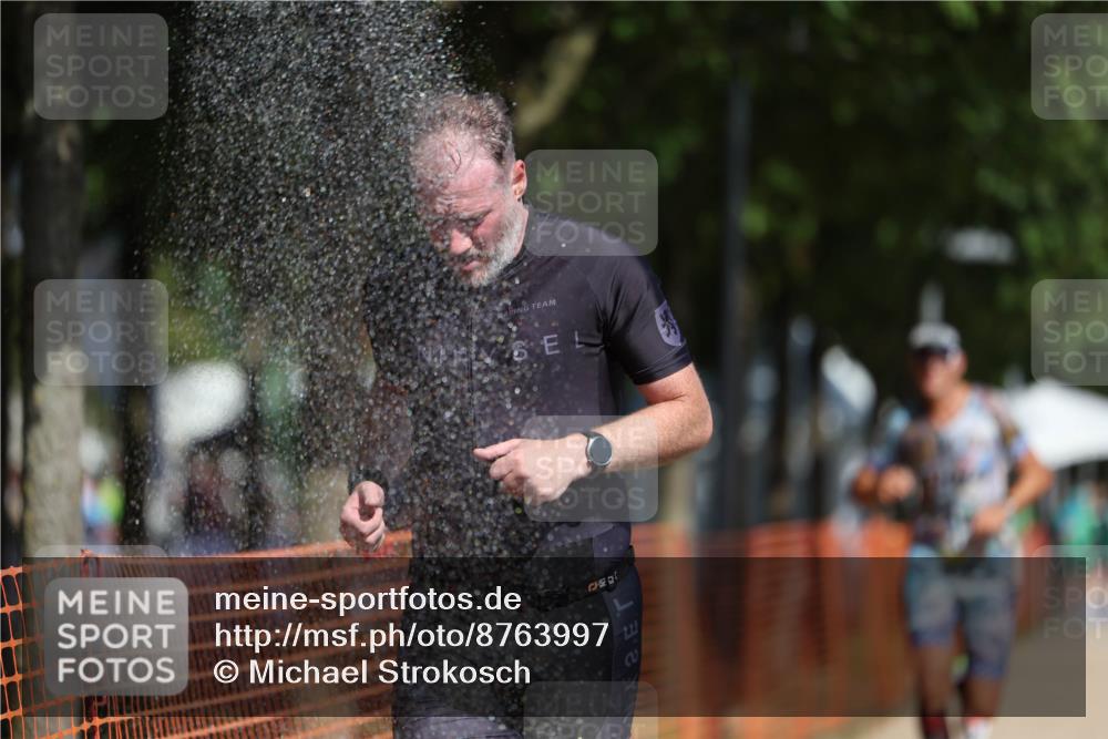 07.09.2025 - 19. Norderstedt Triathlon Michael Strokosch http://msf.ph/oto/8763997 07.09.2025 12:11:18 Laufen 729, 787 meine-sportfotos.de