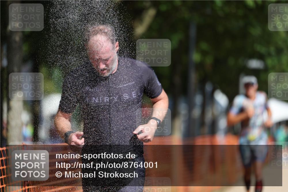 07.09.2025 - 19. Norderstedt Triathlon Michael Strokosch http://msf.ph/oto/8764001 07.09.2025 12:11:18 Laufen 729, 787 meine-sportfotos.de