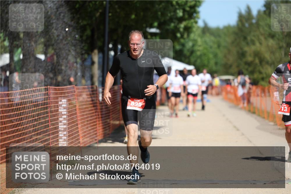 07.09.2025 - 19. Norderstedt Triathlon Michael Strokosch http://msf.ph/oto/8764019 07.09.2025 12:58:01 Laufen 176, 713, 835 meine-sportfotos.de