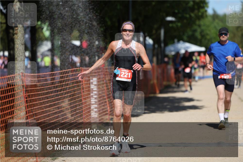 07.09.2025 - 19. Norderstedt Triathlon Michael Strokosch http://msf.ph/oto/8764026 07.09.2025 13:19:45 Laufen 197, 357, 1221, 1262 meine-sportfotos.de