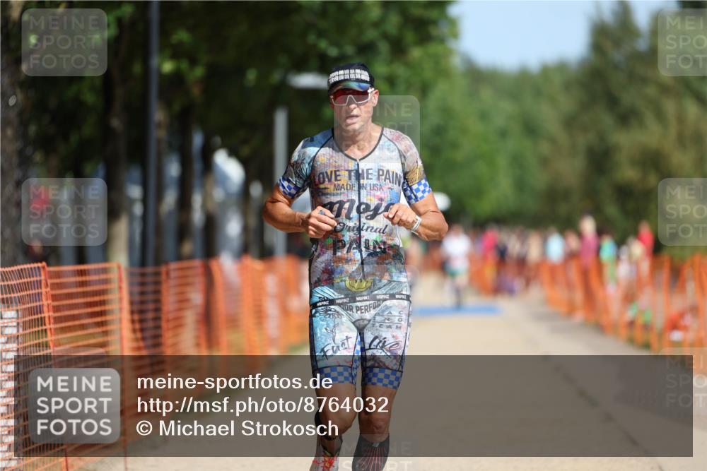 07.09.2025 - 19. Norderstedt Triathlon Michael Strokosch http://msf.ph/oto/8764032 07.09.2025 12:11:20 Laufen 729, 787 meine-sportfotos.de
