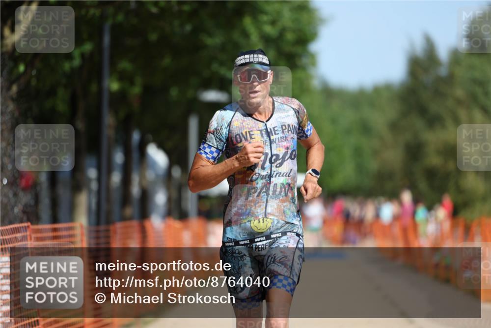 07.09.2025 - 19. Norderstedt Triathlon Michael Strokosch http://msf.ph/oto/8764040 07.09.2025 12:11:20 Laufen 729, 787 meine-sportfotos.de