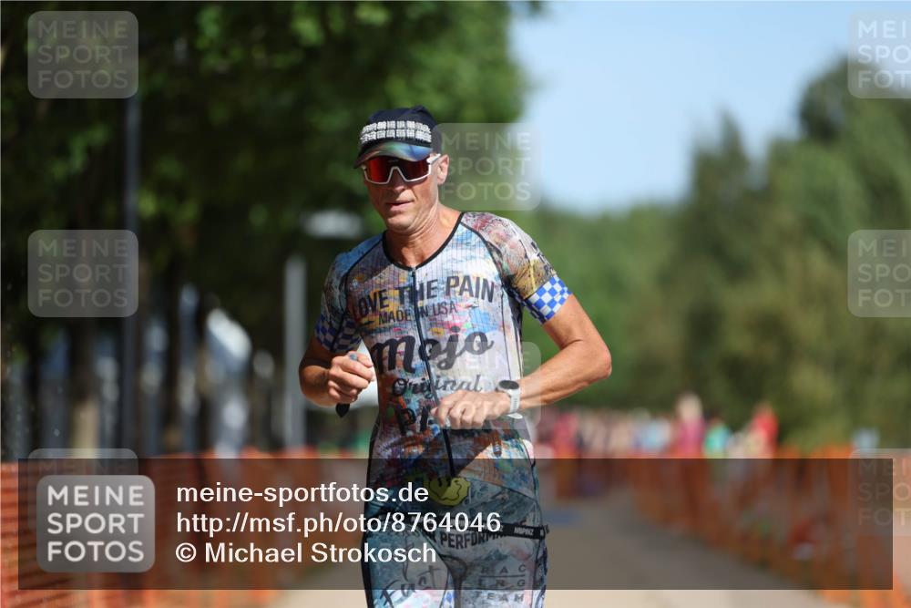 07.09.2025 - 19. Norderstedt Triathlon Michael Strokosch http://msf.ph/oto/8764046 07.09.2025 12:11:21 Laufen 729, 787 meine-sportfotos.de