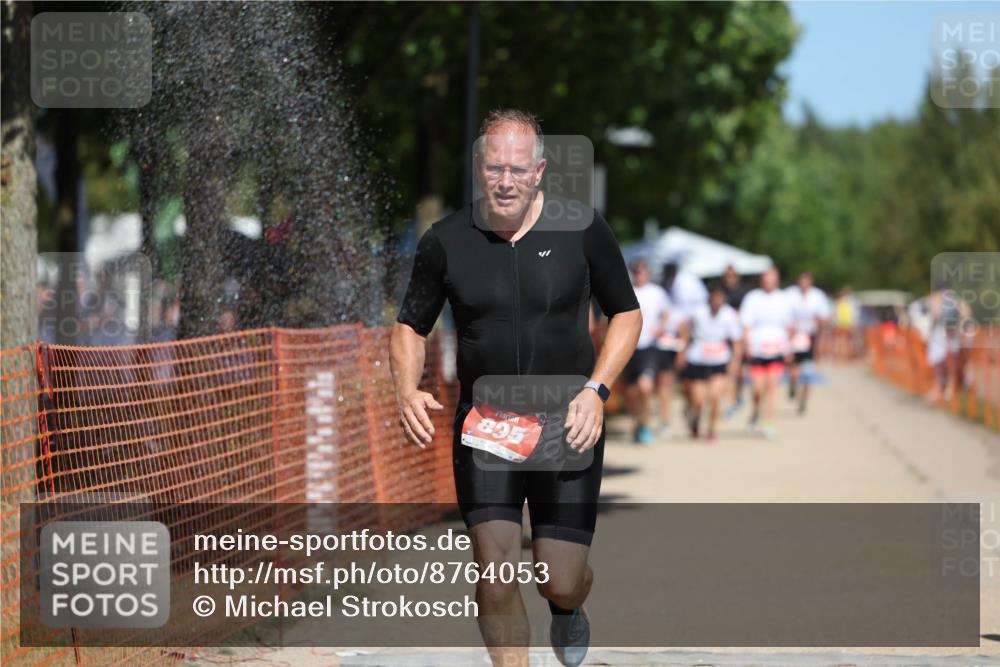 07.09.2025 - 19. Norderstedt Triathlon Michael Strokosch http://msf.ph/oto/8764053 07.09.2025 12:58:02 Laufen 176, 713, 835, 1398 meine-sportfotos.de
