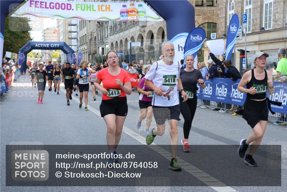 07.09.2025 - BARMER Alsterlauf Strokosch-Dieckow http://msf.ph/oto/8764058 07.09.2025 10:12:08 Ziel 2226, 2942, 3096, 3228, 3448, 3706, 3873, 3973, 3990, 4101, 4175, 4280, 4413, 4561, 4616, 4694, 4702, 4792, 4829, 4852, 5492, 5897, 6199, 6200, 8028, 8061, 8170, 8357 meine-sportfotos.de