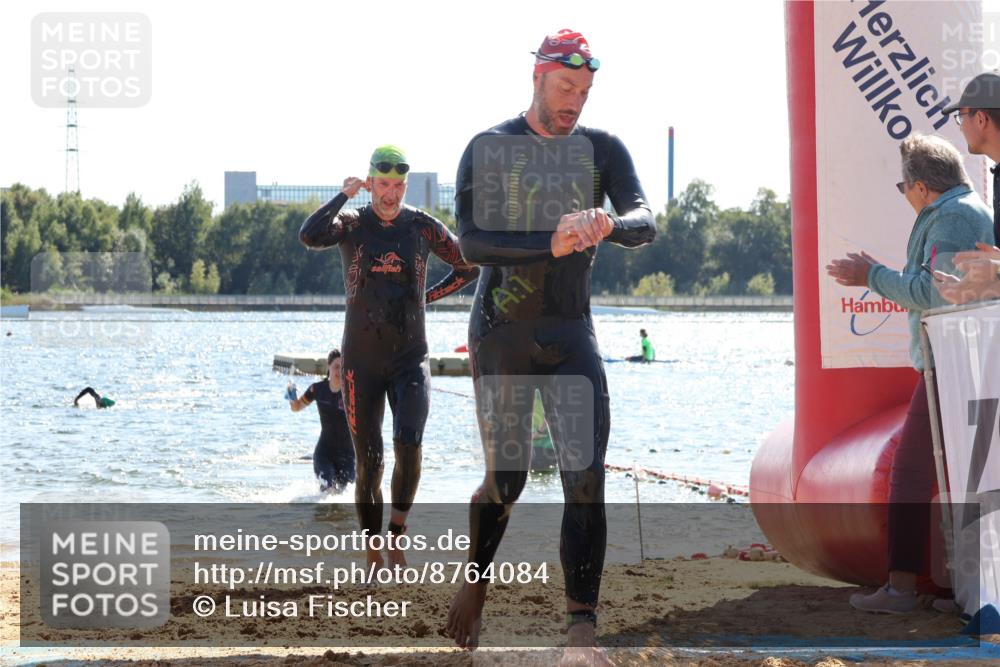07.09.2025 - 19. Norderstedt Triathlon Luisa Fischer http://msf.ph/oto/8764084 07.09.2025 15:01:49 Schwimmen 397, 878, 885 meine-sportfotos.de