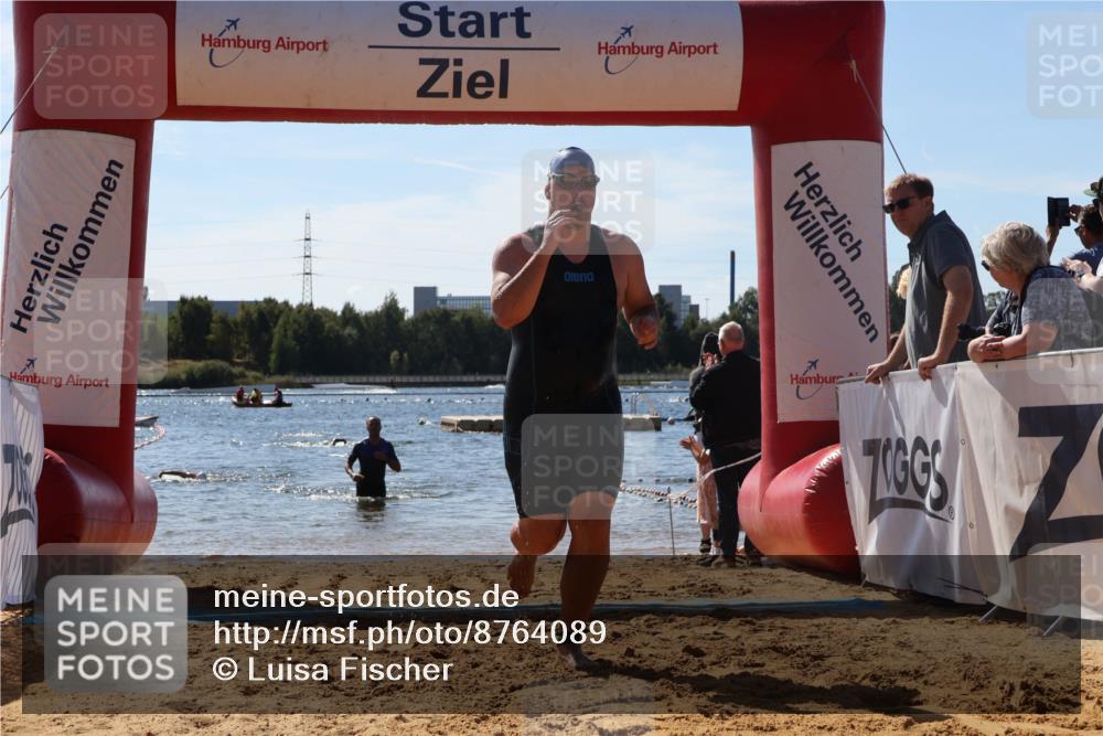 07.09.2025 - 19. Norderstedt Triathlon Luisa Fischer http://msf.ph/oto/8764089 07.09.2025 12:30:32 Schwimmen 706, 1270 meine-sportfotos.de