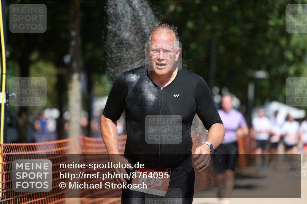 07.09.2025 - 19. Norderstedt Triathlon Michael Strokosch http://msf.ph/oto/8764095 07.09.2025 12:58:03 Laufen 176, 713, 780, 835, 1277, 1398 meine-sportfotos.de