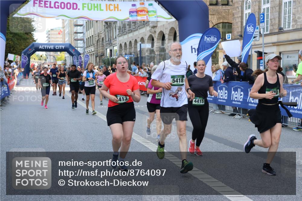 07.09.2025 - BARMER Alsterlauf Strokosch-Dieckow http://msf.ph/oto/8764097 07.09.2025 10:12:08 Ziel 2226, 2942, 3096, 3228, 3448, 3706, 3873, 3973, 3990, 4101, 4175, 4280, 4413, 4561, 4616, 4694, 4702, 4792, 4829, 4852, 5492, 5897, 6199, 6200, 8028, 8061, 8170, 8357 meine-sportfotos.de