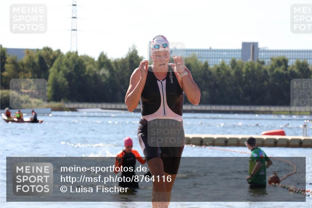 07.09.2025 - 19. Norderstedt Triathlon Luisa Fischer http://msf.ph/oto/8764116 07.09.2025 12:30:49 Schwimmen 222, 351 meine-sportfotos.de