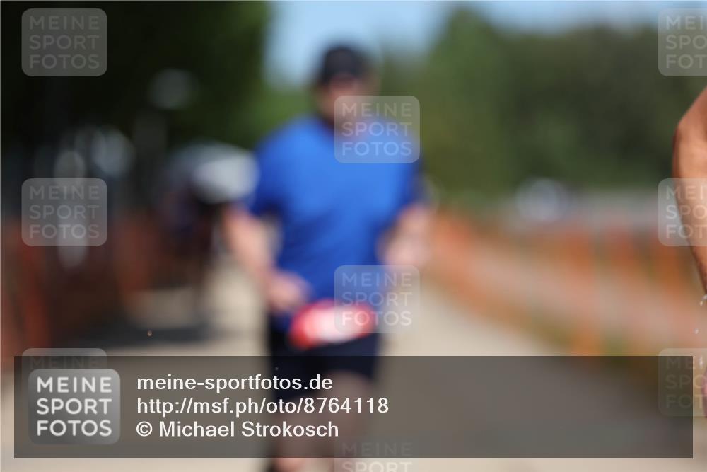 07.09.2025 - 19. Norderstedt Triathlon Michael Strokosch http://msf.ph/oto/8764118 07.09.2025 13:19:48 Laufen 197, 357, 1221, 1321, 1397 meine-sportfotos.de