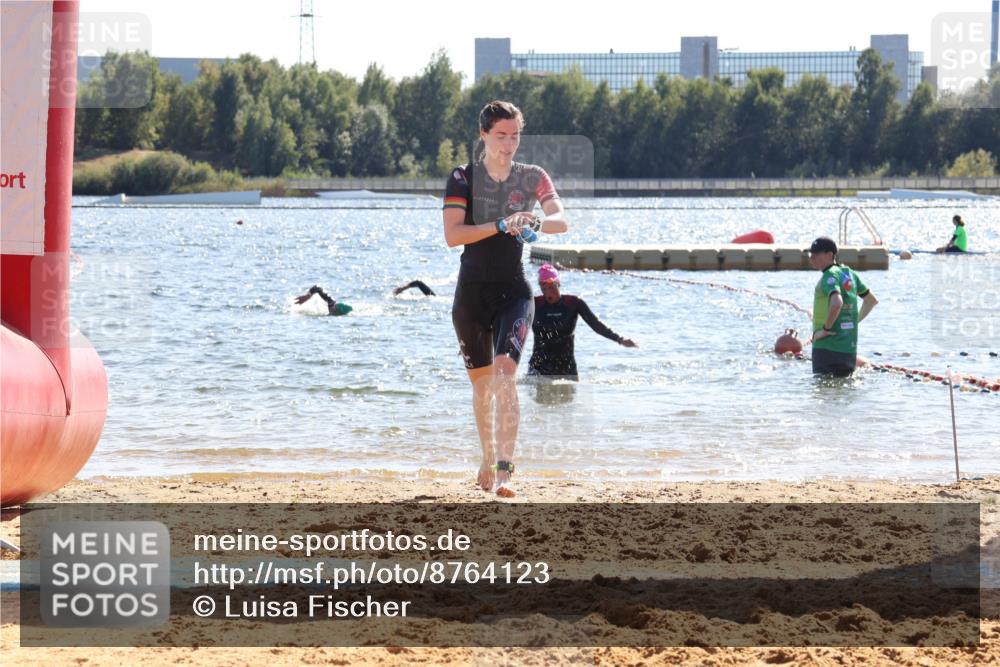07.09.2025 - 19. Norderstedt Triathlon Luisa Fischer http://msf.ph/oto/8764123 07.09.2025 15:01:53 Schwimmen 397, 878, 885 meine-sportfotos.de