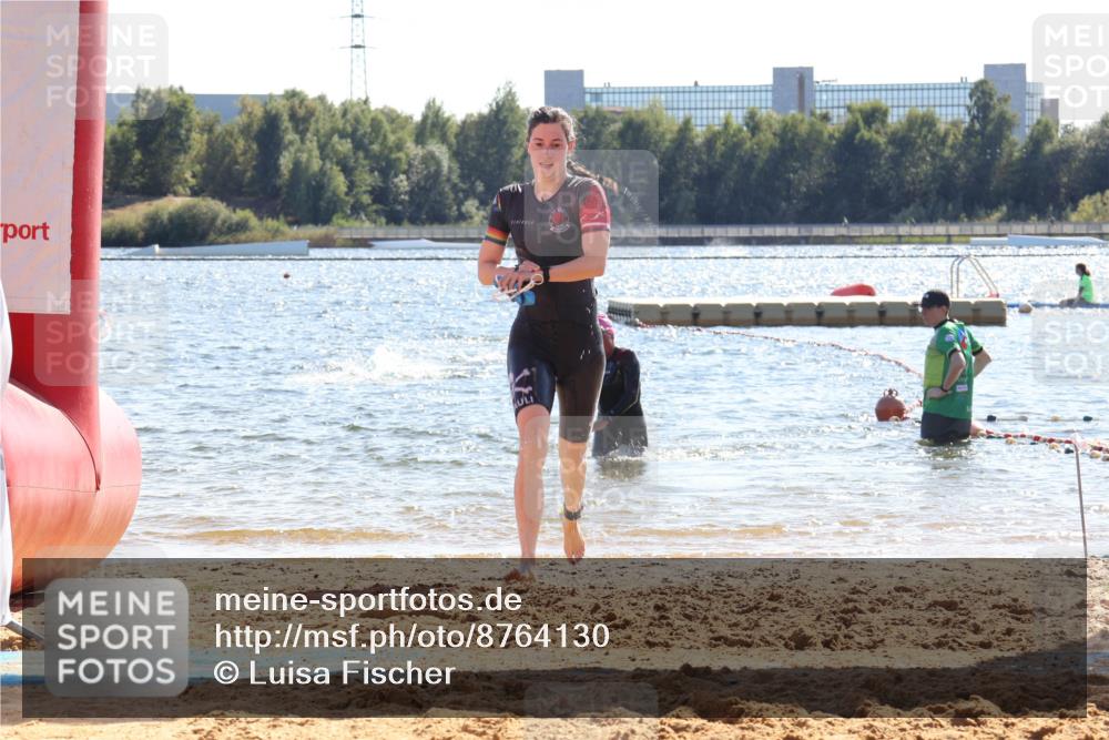 07.09.2025 - 19. Norderstedt Triathlon Luisa Fischer http://msf.ph/oto/8764130 07.09.2025 15:01:53 Schwimmen 397, 878, 885 meine-sportfotos.de