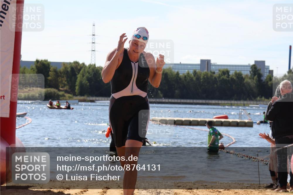 07.09.2025 - 19. Norderstedt Triathlon Luisa Fischer http://msf.ph/oto/8764131 07.09.2025 12:30:50 Schwimmen 222, 351 meine-sportfotos.de