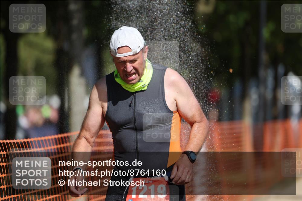 07.09.2025 - 19. Norderstedt Triathlon Michael Strokosch http://msf.ph/oto/8764160 07.09.2025 12:11:36 Laufen 719, 1219 meine-sportfotos.de