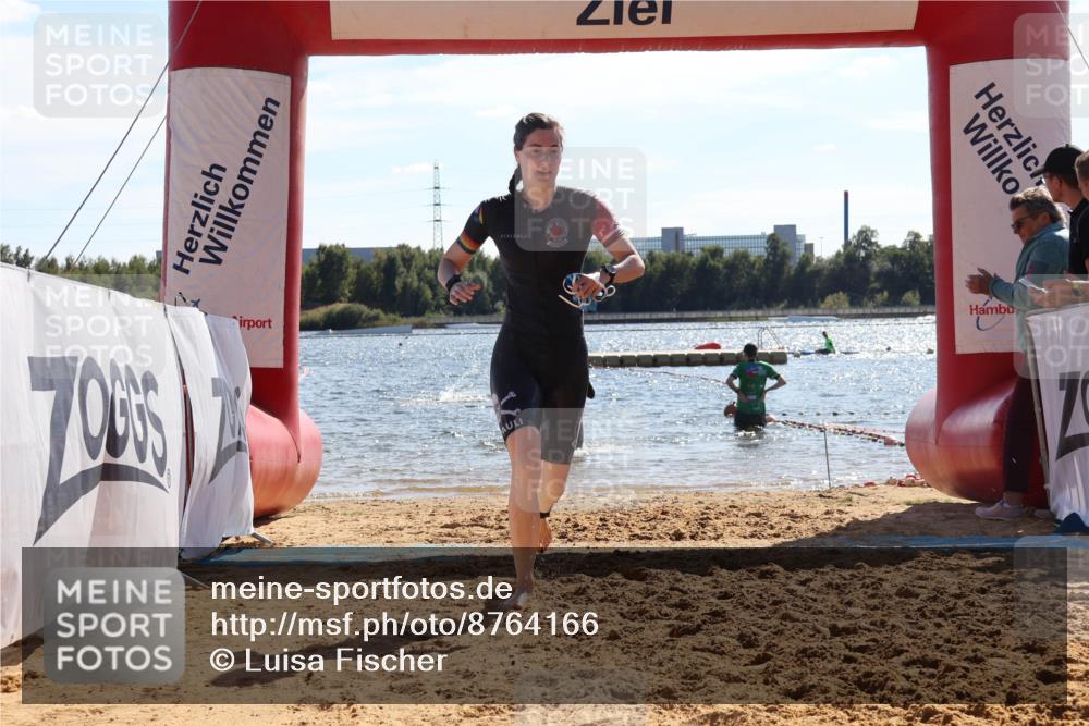 07.09.2025 - 19. Norderstedt Triathlon Luisa Fischer http://msf.ph/oto/8764166 07.09.2025 15:01:55 Schwimmen 397, 878, 885 meine-sportfotos.de