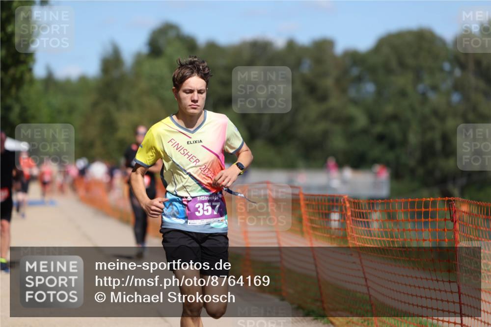 07.09.2025 - 19. Norderstedt Triathlon Michael Strokosch http://msf.ph/oto/8764169 07.09.2025 13:19:50 Laufen 197, 205, 357, 1221, 1321, 1397 meine-sportfotos.de