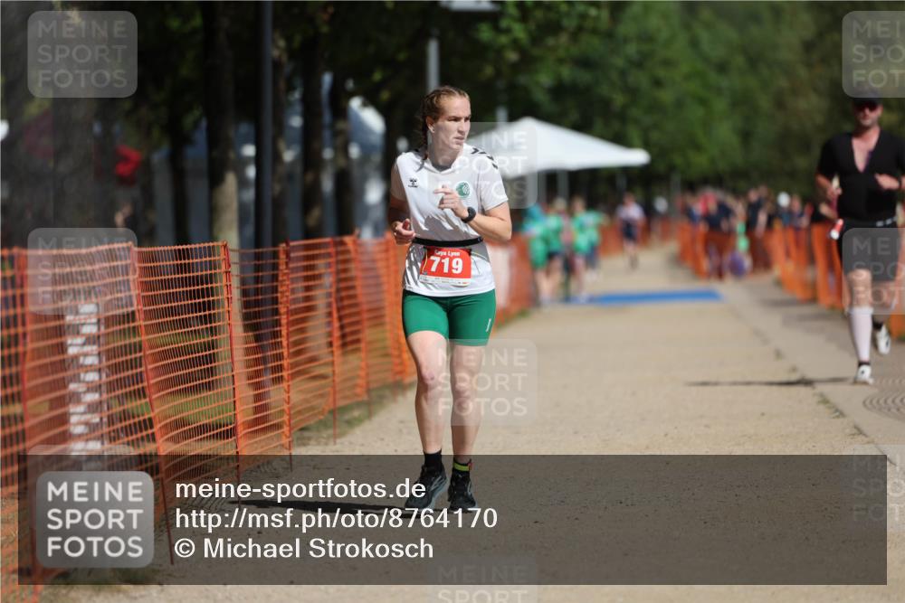 07.09.2025 - 19. Norderstedt Triathlon Michael Strokosch http://msf.ph/oto/8764170 07.09.2025 12:11:38 Laufen 281, 719, 1219 meine-sportfotos.de