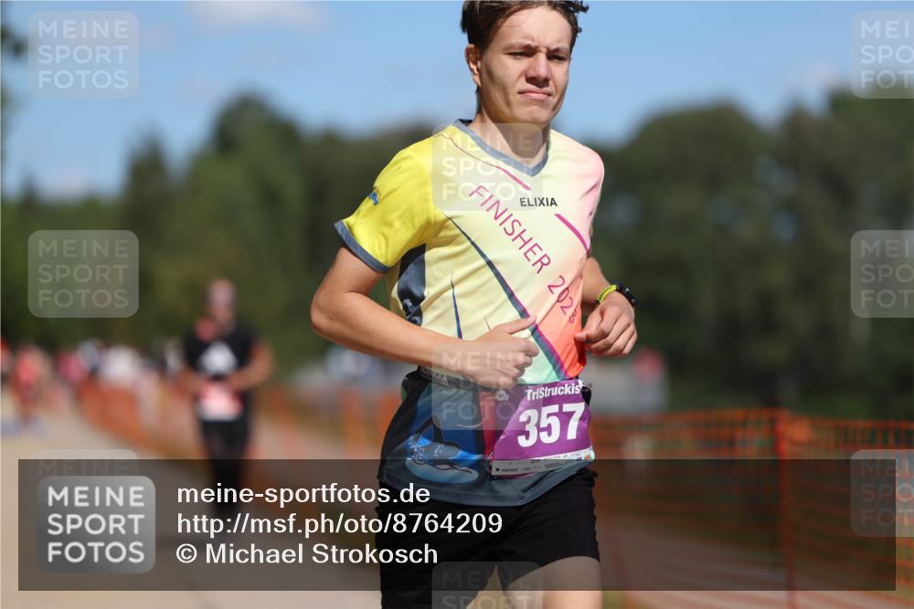 07.09.2025 - 19. Norderstedt Triathlon Michael Strokosch http://msf.ph/oto/8764209 07.09.2025 13:19:51 Laufen 161, 197, 205, 357, 1321, 1397 meine-sportfotos.de