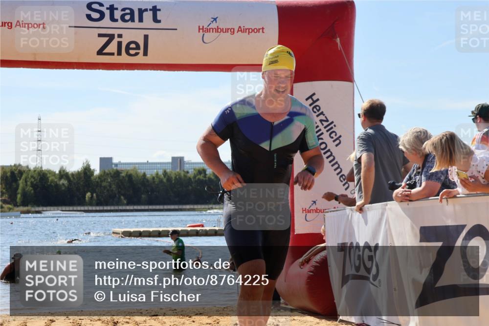 07.09.2025 - 19. Norderstedt Triathlon Luisa Fischer http://msf.ph/oto/8764225 07.09.2025 12:31:11 Schwimmen 166, 209, 1344 meine-sportfotos.de