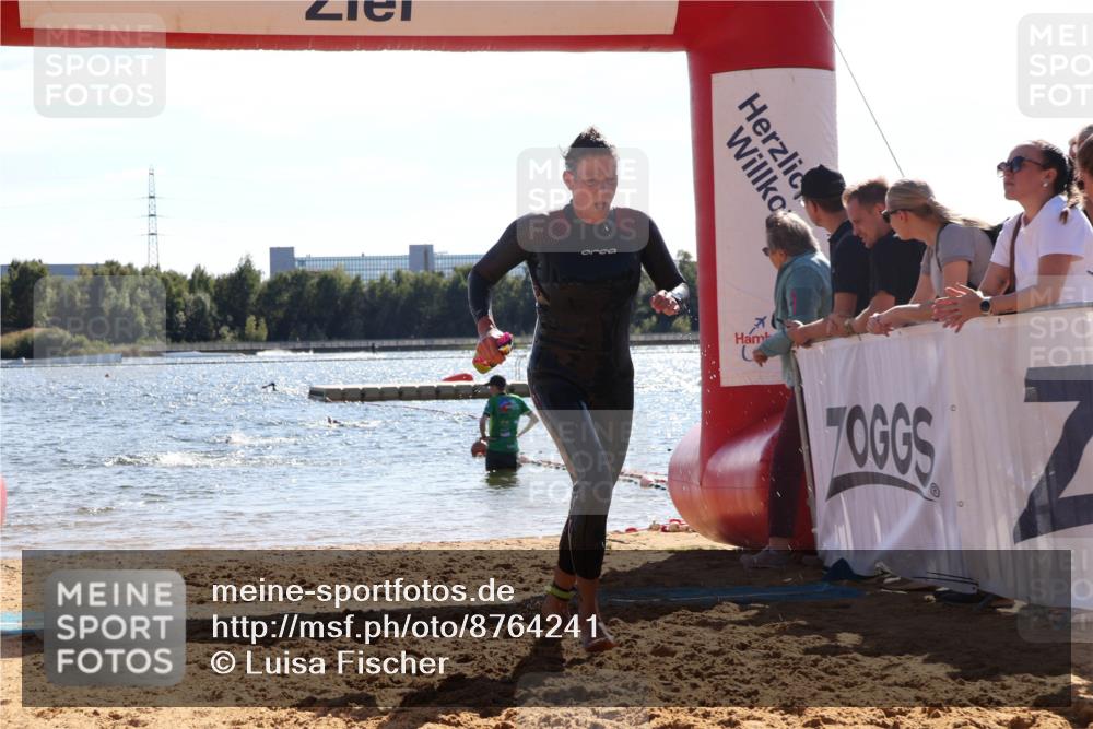07.09.2025 - 19. Norderstedt Triathlon Luisa Fischer http://msf.ph/oto/8764241 07.09.2025 15:02:03 Schwimmen 878, 885, 939 meine-sportfotos.de