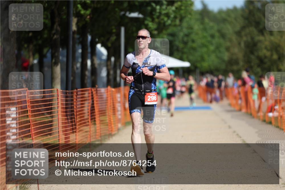07.09.2025 - 19. Norderstedt Triathlon Michael Strokosch http://msf.ph/oto/8764254 07.09.2025 12:12:07 Laufen 296 meine-sportfotos.de