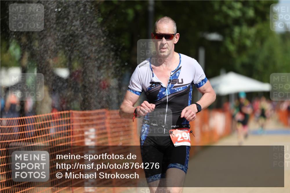 07.09.2025 - 19. Norderstedt Triathlon Michael Strokosch http://msf.ph/oto/8764276 07.09.2025 12:12:09 Laufen 296 meine-sportfotos.de