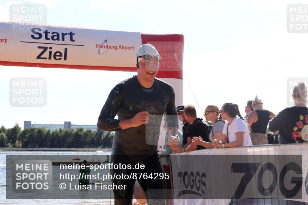 07.09.2025 - 19. Norderstedt Triathlon Luisa Fischer http://msf.ph/oto/8764295 07.09.2025 15:02:30 Schwimmen 401, 1545 meine-sportfotos.de