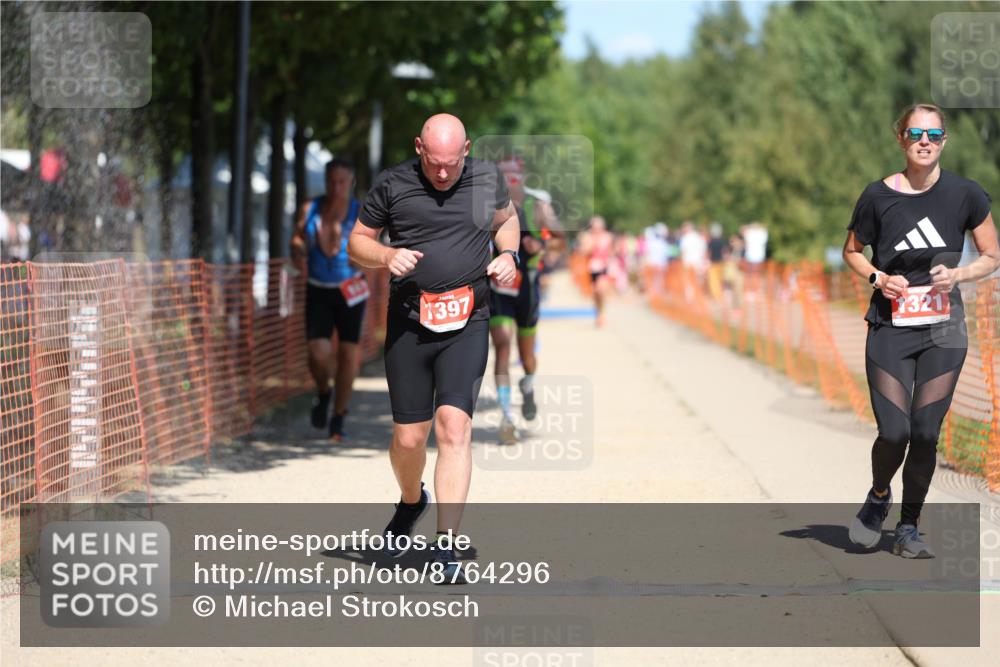 07.09.2025 - 19. Norderstedt Triathlon Michael Strokosch http://msf.ph/oto/8764296 07.09.2025 13:19:54 Laufen 161, 205, 357, 1321, 1397 meine-sportfotos.de