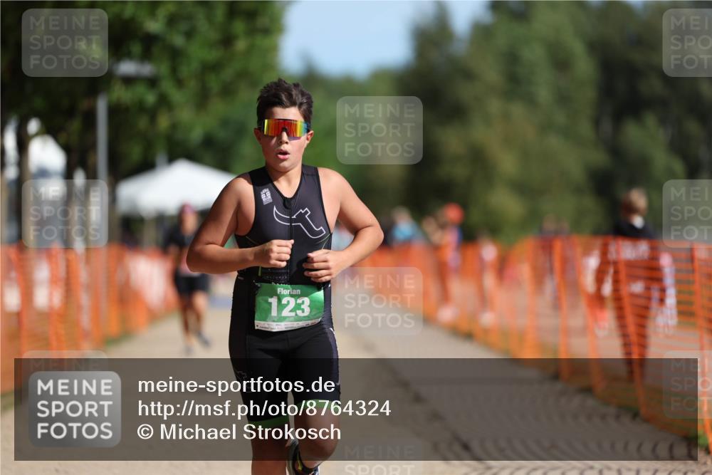 07.09.2025 - 19. Norderstedt Triathlon Michael Strokosch http://msf.ph/oto/8764324 07.09.2025 10:48:15 Laufen 91, 123, 132 meine-sportfotos.de