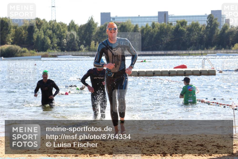 07.09.2025 - 19. Norderstedt Triathlon Luisa Fischer http://msf.ph/oto/8764334 07.09.2025 15:03:18 Schwimmen 927, 1409 meine-sportfotos.de