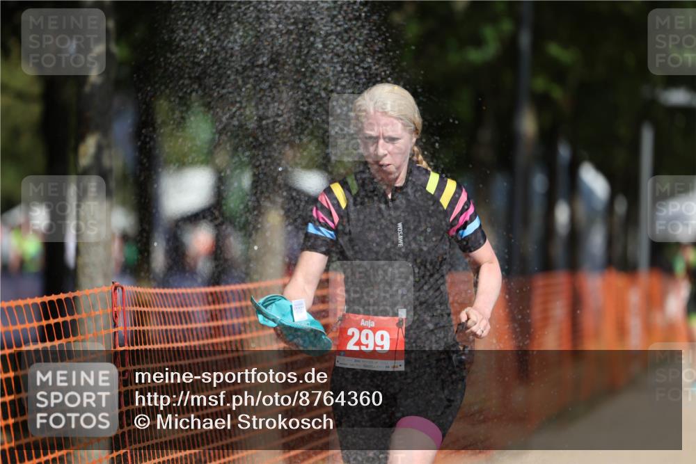 07.09.2025 - 19. Norderstedt Triathlon Michael Strokosch http://msf.ph/oto/8764360 07.09.2025 12:12:21 Laufen 299, 778 meine-sportfotos.de