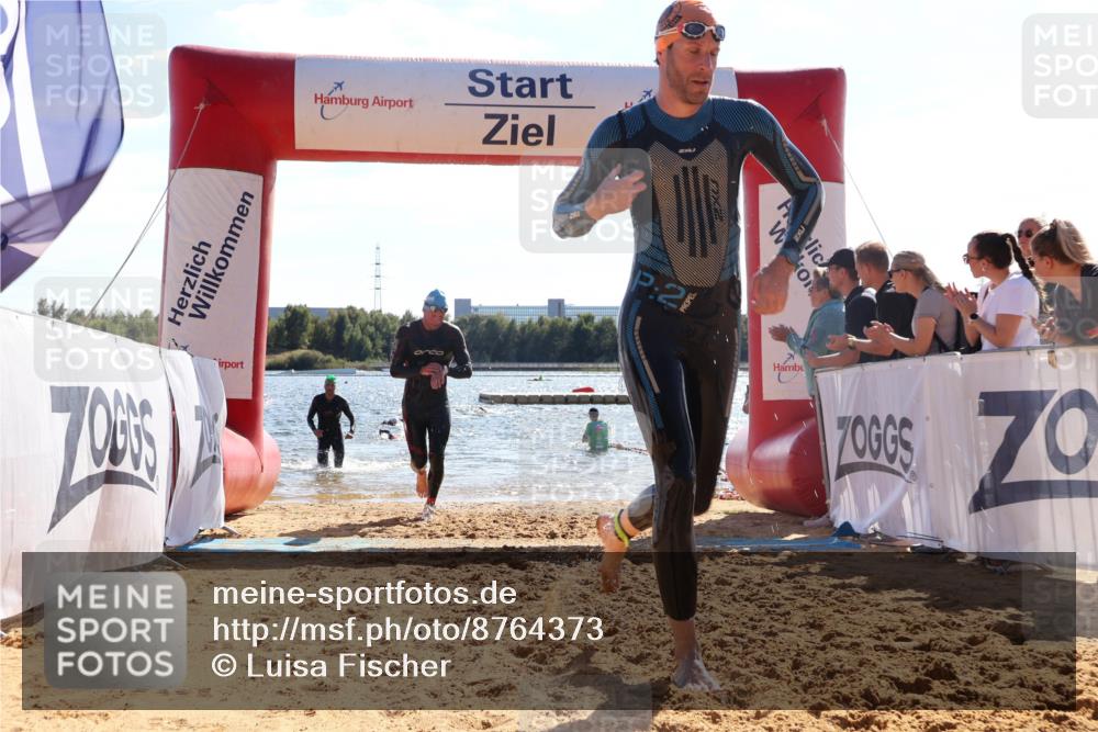 07.09.2025 - 19. Norderstedt Triathlon Luisa Fischer http://msf.ph/oto/8764373 07.09.2025 15:03:22 Schwimmen 927, 1409, 1415 meine-sportfotos.de