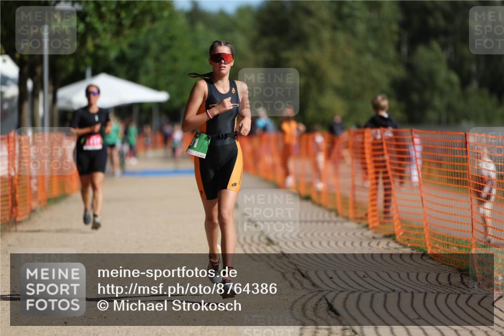 07.09.2025 - 19. Norderstedt Triathlon Michael Strokosch http://msf.ph/oto/8764386 07.09.2025 10:48:18 Laufen 91, 123, 1117 meine-sportfotos.de