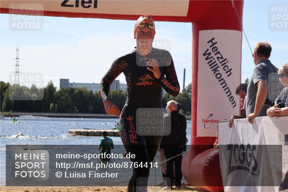 07.09.2025 - 19. Norderstedt Triathlon Luisa Fischer http://msf.ph/oto/8764414 07.09.2025 12:31:51 Schwimmen 346 meine-sportfotos.de