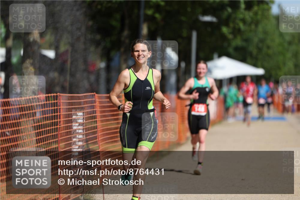 07.09.2025 - 19. Norderstedt Triathlon Michael Strokosch http://msf.ph/oto/8764431 07.09.2025 12:12:28 Laufen 148, 778 meine-sportfotos.de