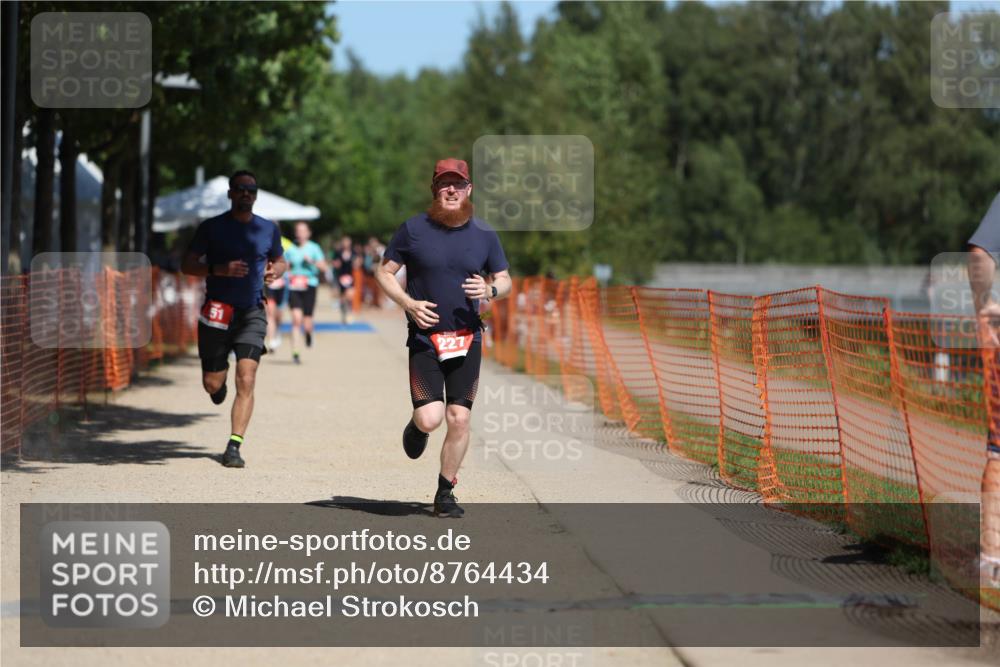 07.09.2025 - 19. Norderstedt Triathlon Michael Strokosch http://msf.ph/oto/8764434 07.09.2025 12:58:22 Laufen 227, 251 meine-sportfotos.de