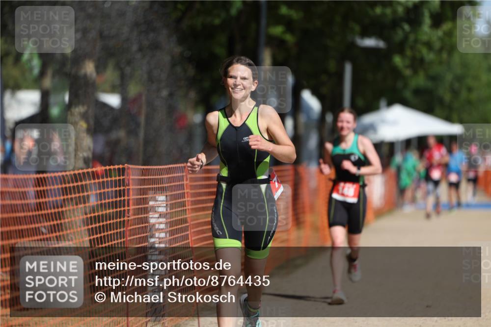 07.09.2025 - 19. Norderstedt Triathlon Michael Strokosch http://msf.ph/oto/8764435 07.09.2025 12:12:28 Laufen 148, 778 meine-sportfotos.de